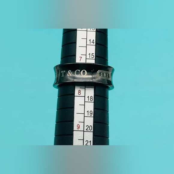Tiffany & Co Titanium 1837 Ring Size 7.5 Pristine - Picture 5 of 10